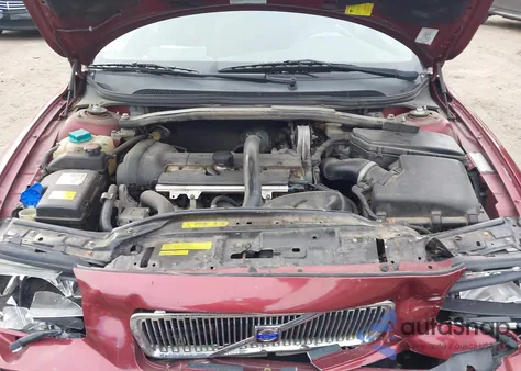 2004 Volvo V70 2.5T Awd from USA, damaged, VIN YV1SJ59H842418709